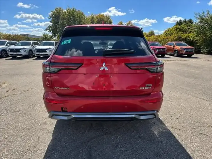 Mitsubishi Outlander 2026 photo 3