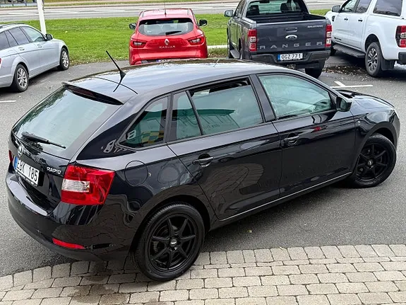 Skoda Rapid 2014 photo 4