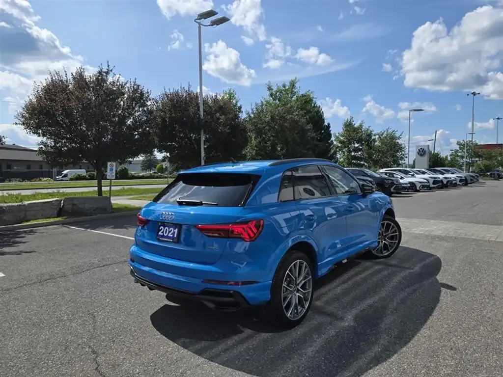 Audi Q3 2021 photo 4