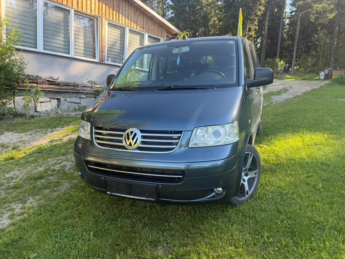 Volkswagen Multivan 2008 photo 2
