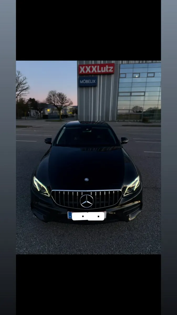 Mercedes-Benz E-Class 2017 photo 2
