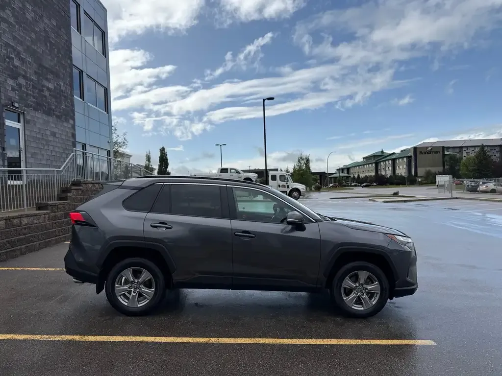 Toyota Rav4 2022 photo 4