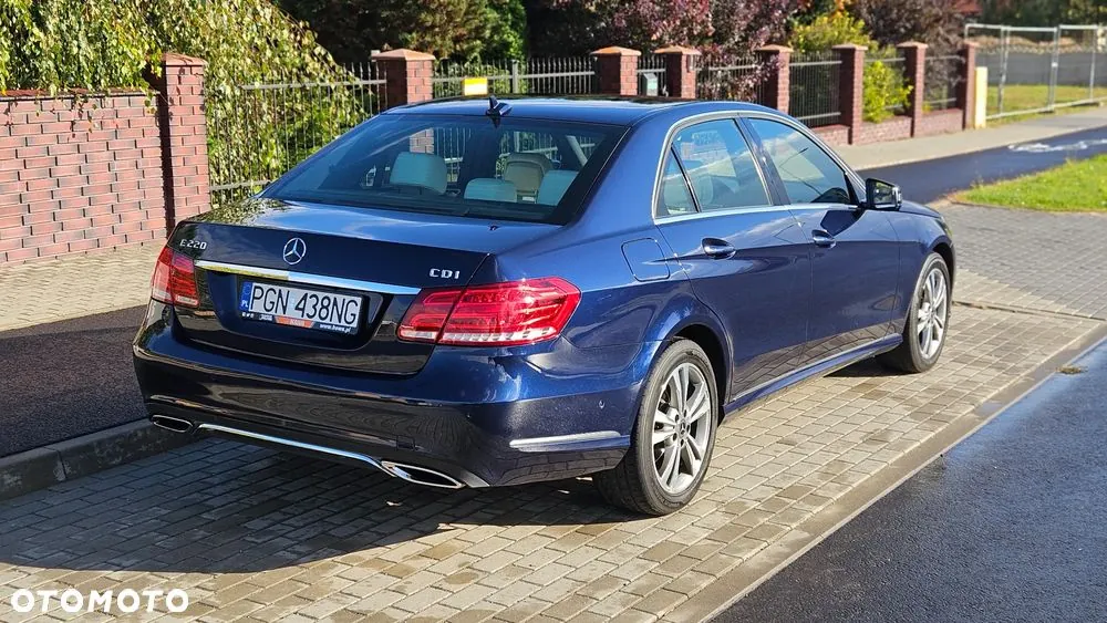 Mercedes-Benz E-Class 2013 photo 4