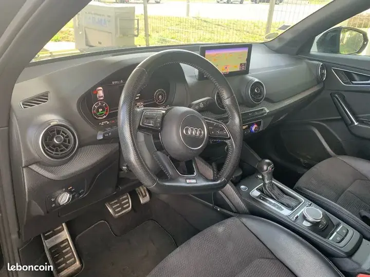 Audi Q2 2017 photo 5