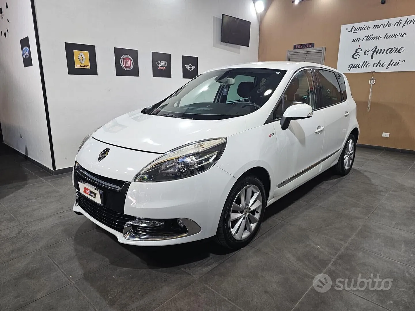 Renault Scenic 2013 photo 4