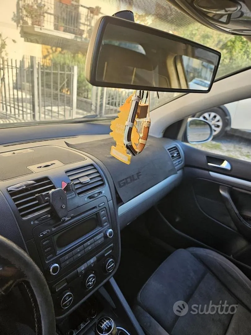 Volkswagen Golf 2006 photo 2