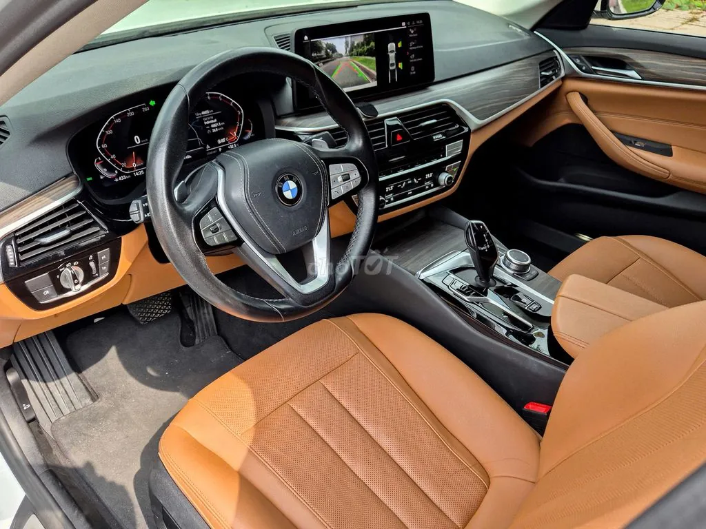 BMW 5 Series 2022 photo 3