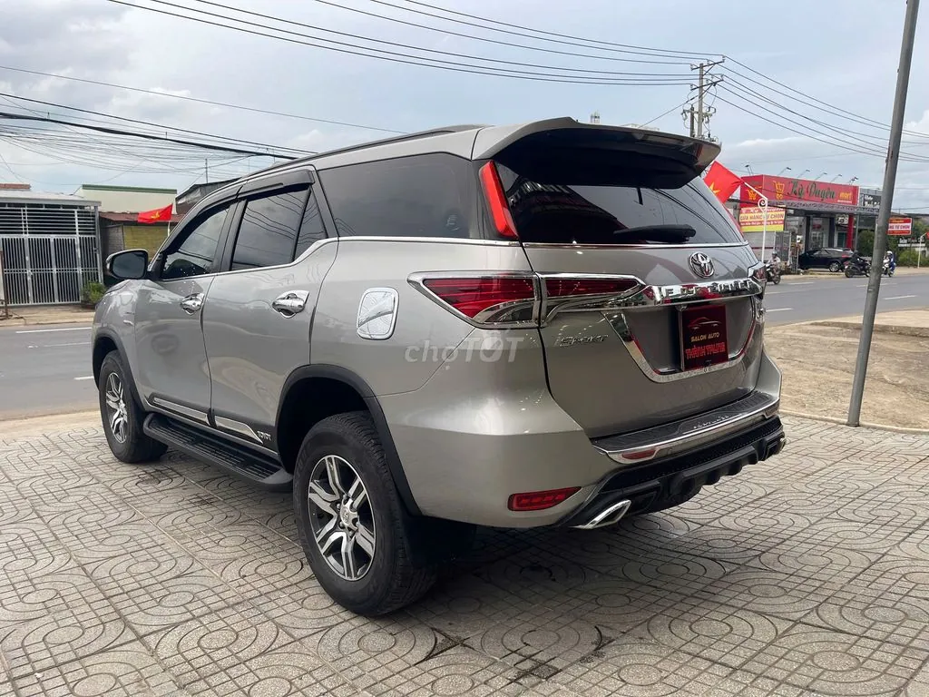 Toyota Fortuner 2017 photo 5