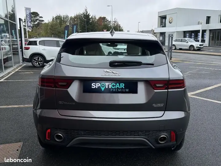 Jaguar E-Pace 2018 photo 3