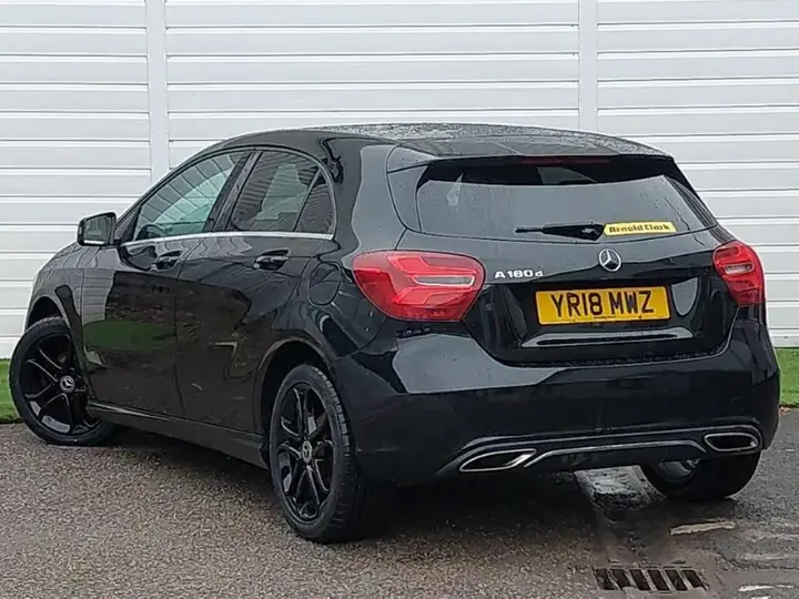 Mercedes-Benz A-Class 2018 photo 2