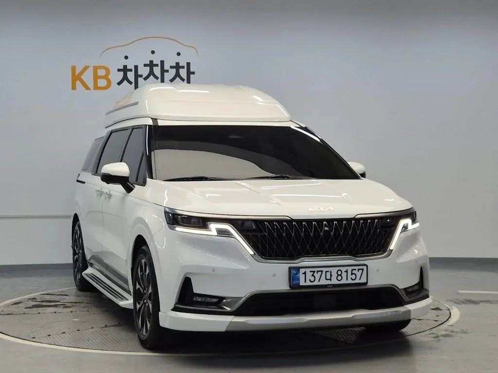 Kia Carnival 2023 photo 4