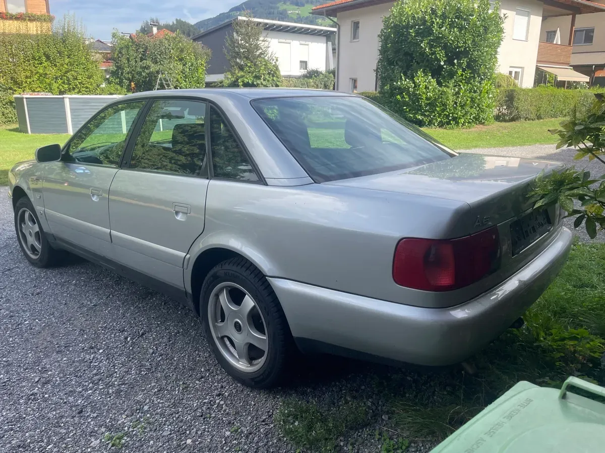 Audi A6 1994 photo 2