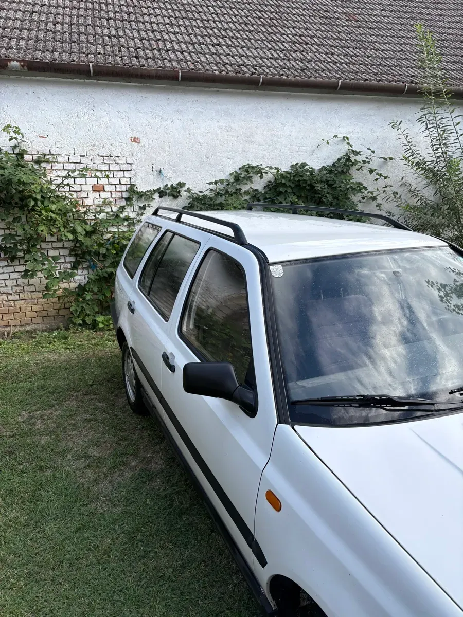 Volkswagen Golf 1993 photo 3