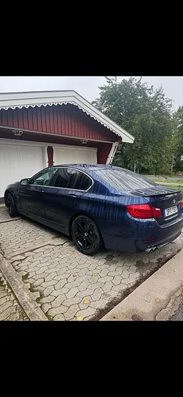 BMW 530D 2011 photo 2