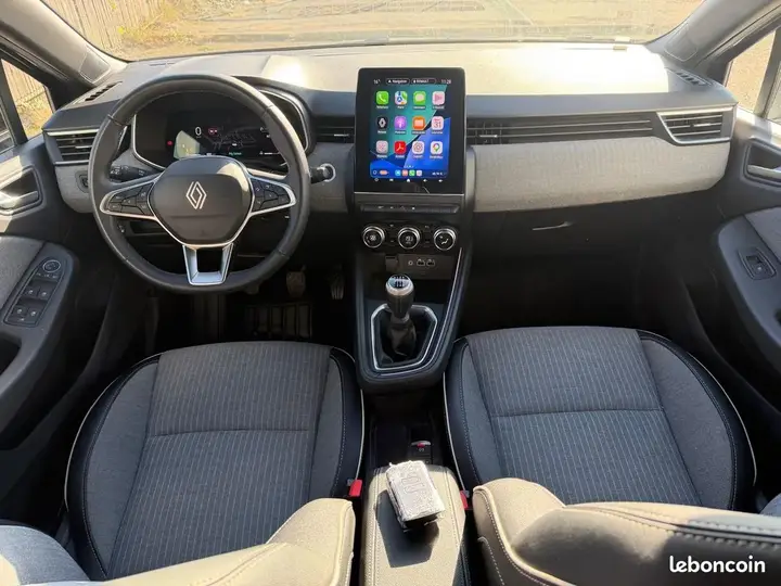 Renault Clio 2025 photo 3