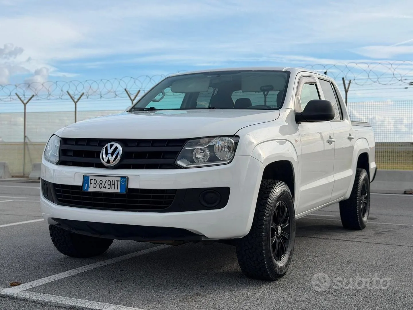 Volkswagen Amarok 2015 photo 3