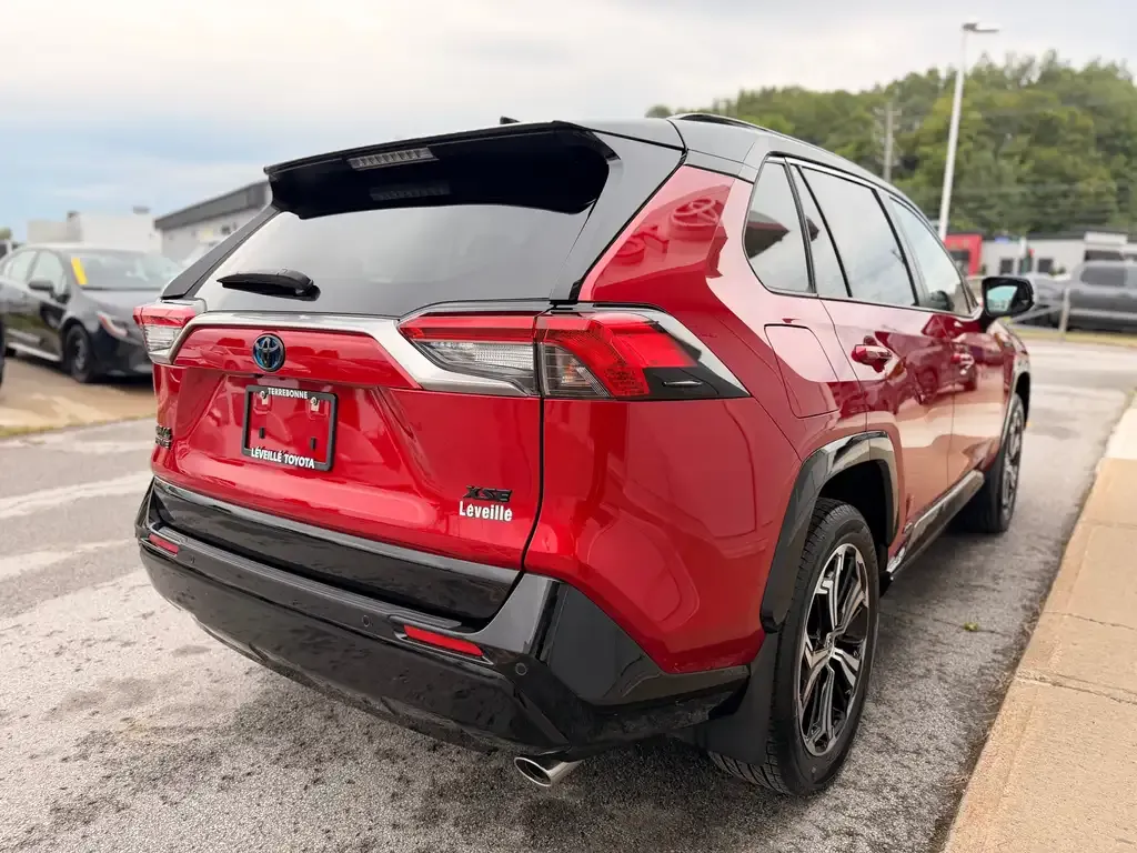 Toyota Rav4 Prime 2024 photo 4