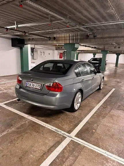 BMW 318I 2006 photo 3