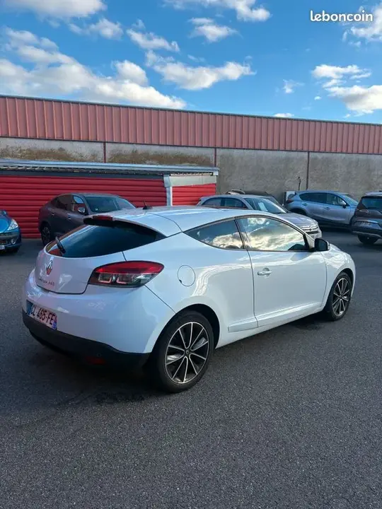 Renault Megane 2012 photo 4
