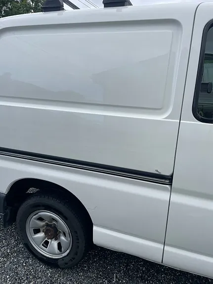 Toyota Hiace 2010 photo 5