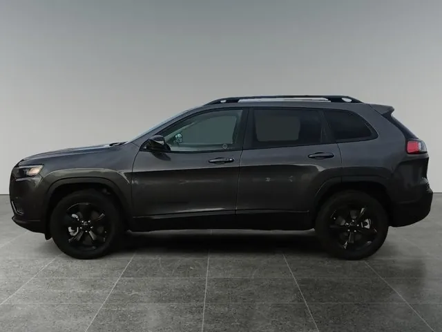 Jeep Cherokee Altitude Lux 2023 photo 2