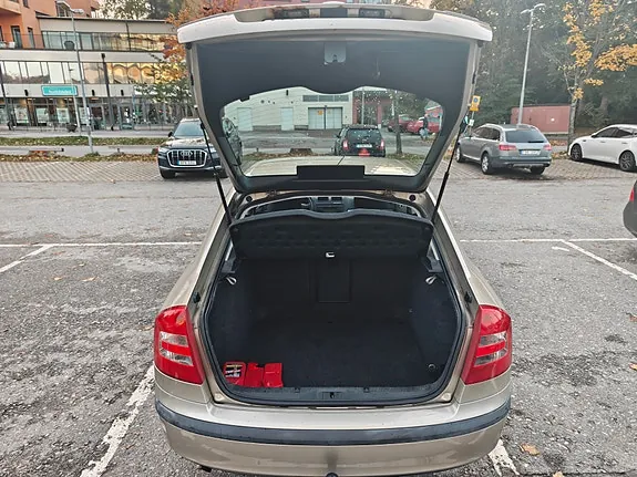 Skoda Octavia 2005 photo 4