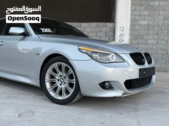 BMW 5 Series 2009 photo 4