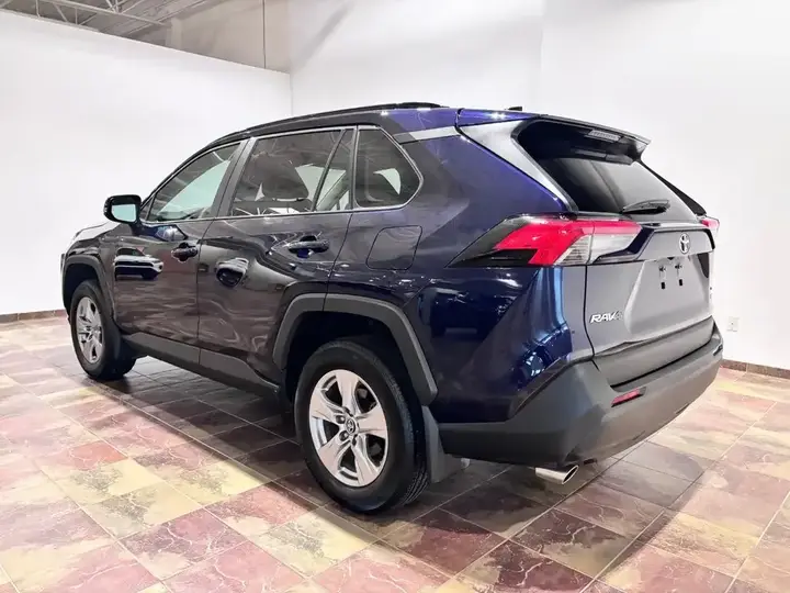 Toyota Rav4 2025 photo 3