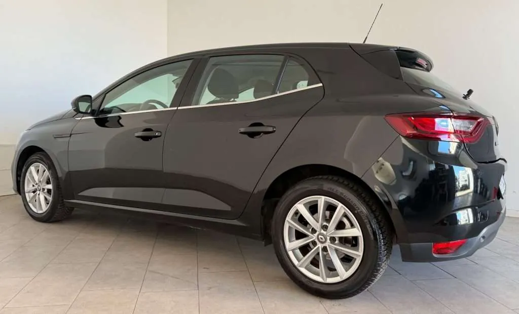 Renault Megane 2019 photo 4