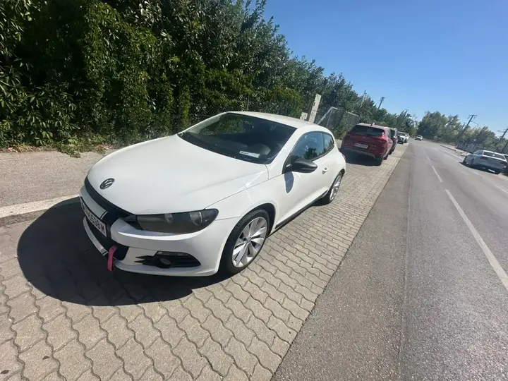 Volkswagen Scirocco 2010 photo 3