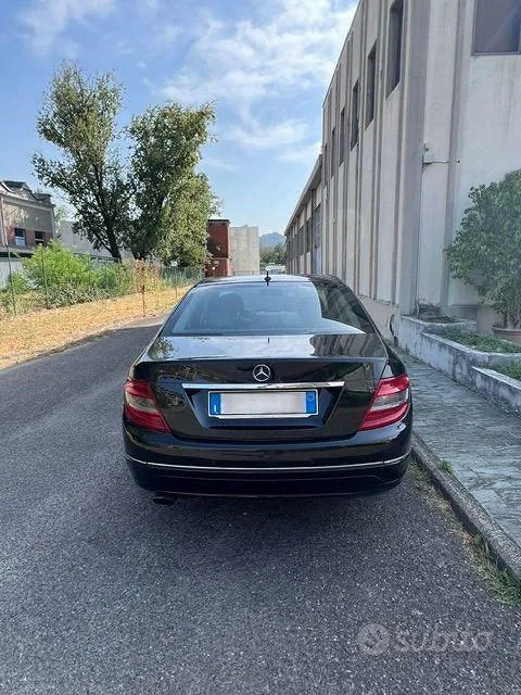 Mercedes-Benz C 220 Avantgarde 2010 photo 2