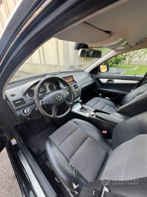 Mercedes-Benz C 220 Avantgarde 2010 photo 5