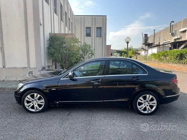 Mercedes-Benz C 220 Avantgarde 2010 photo 4