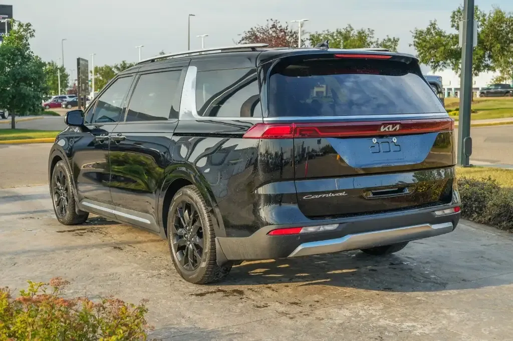 Kia Carnival 2022 photo 5