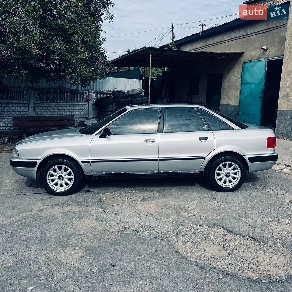 Audi 80 1994 photo 2
