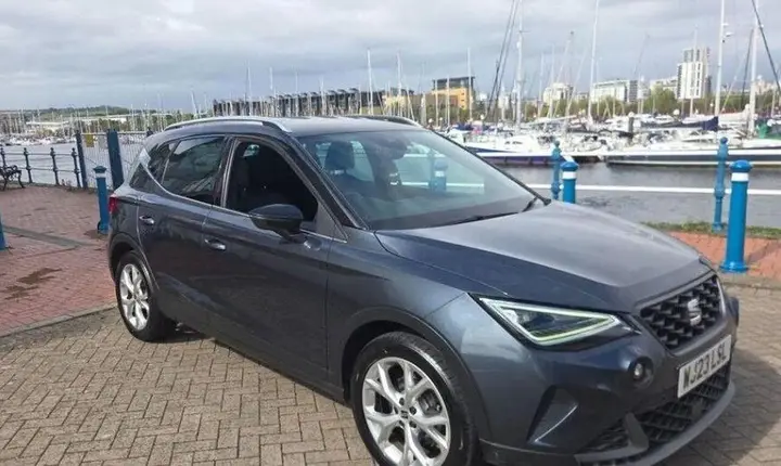 Seat Arona 2023 photo 3