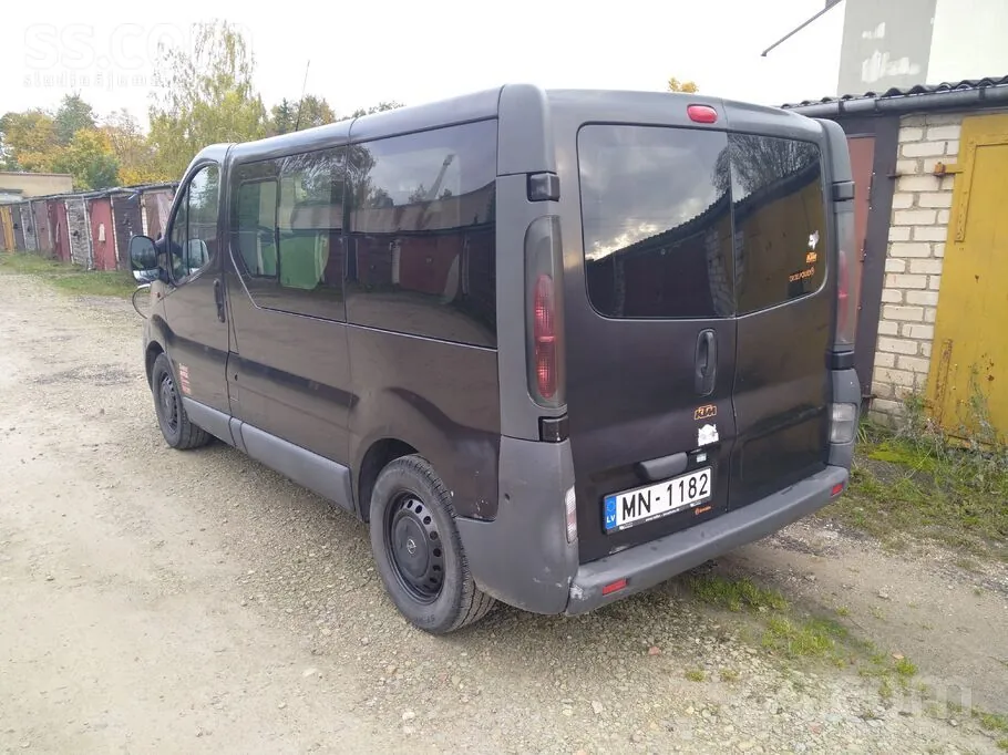 Opel Vivaro 2006 photo 2