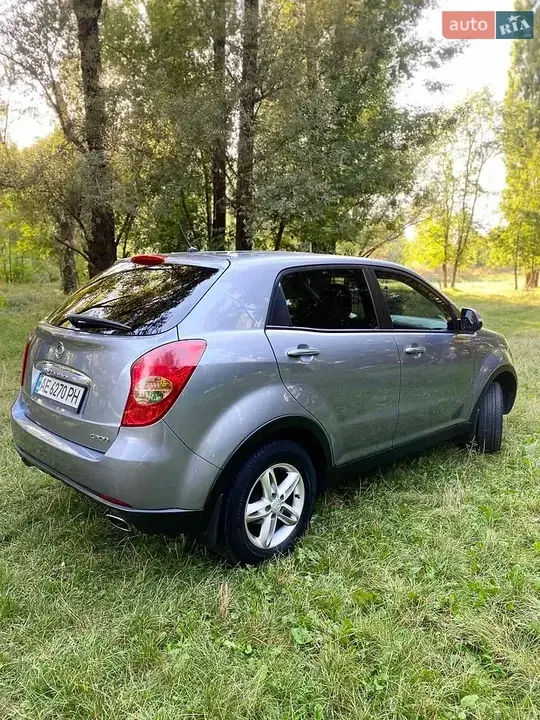 KG Mobility Korando 2013 photo 5