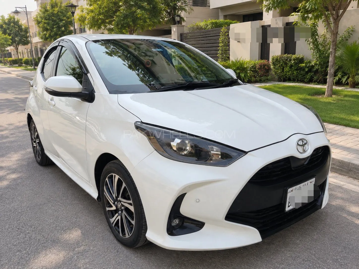 Toyota Yaris Hatchback