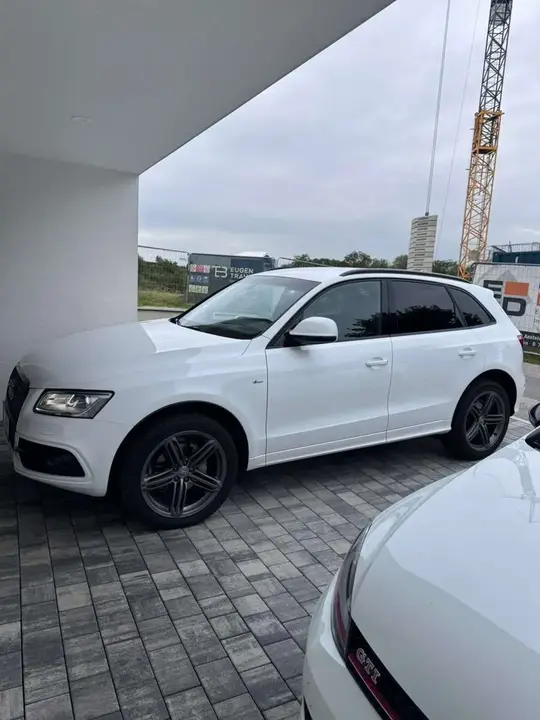 Audi Q5 2015 photo 2