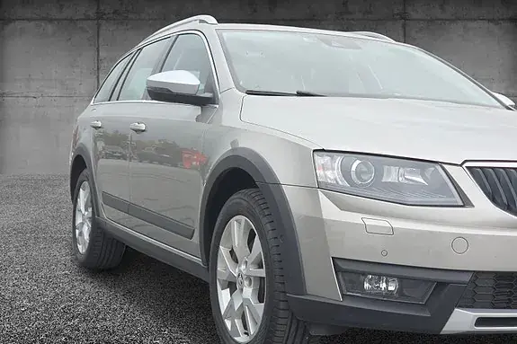 Skoda Octavia 2016 photo 2