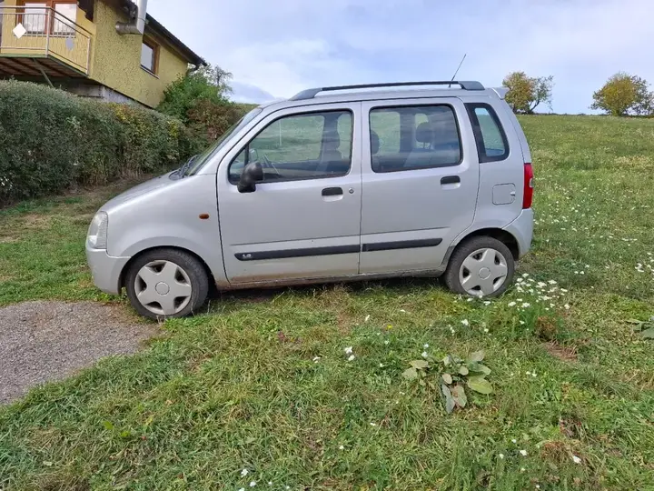 Suzuki Wagon R 2002 photo 2