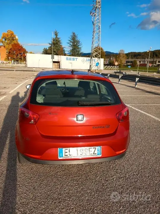 Seat Ibiza 2012 photo 3