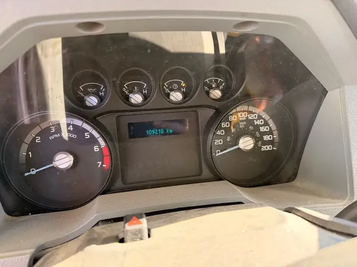 Ford F250 2012 photo 3