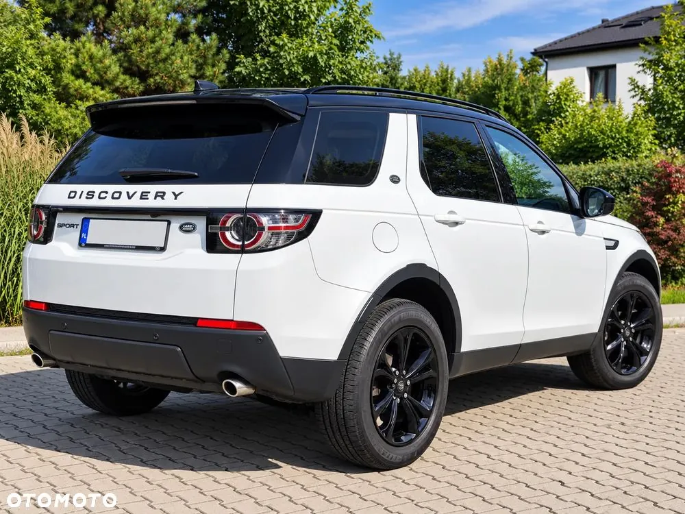 Land Rover Discovery Sport 2017 photo 4