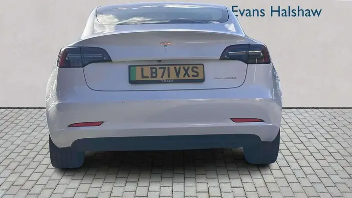 Tesla Model 3 2021 photo 5