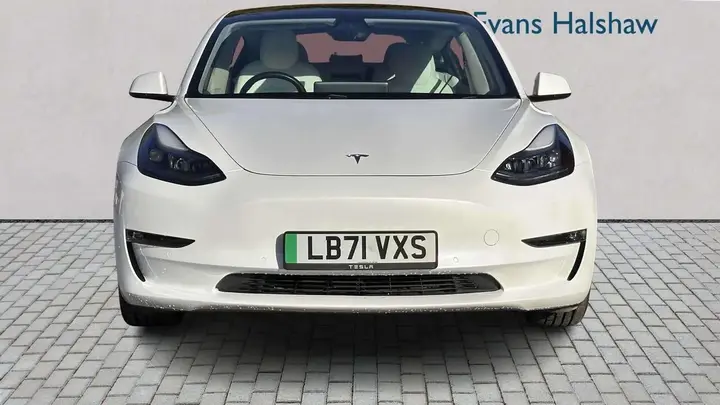Tesla Model 3 2021 photo 4