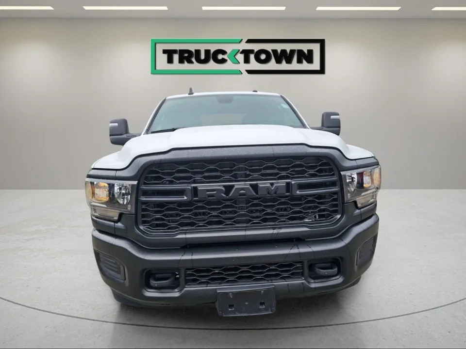 Ram 3500 2024 photo 2
