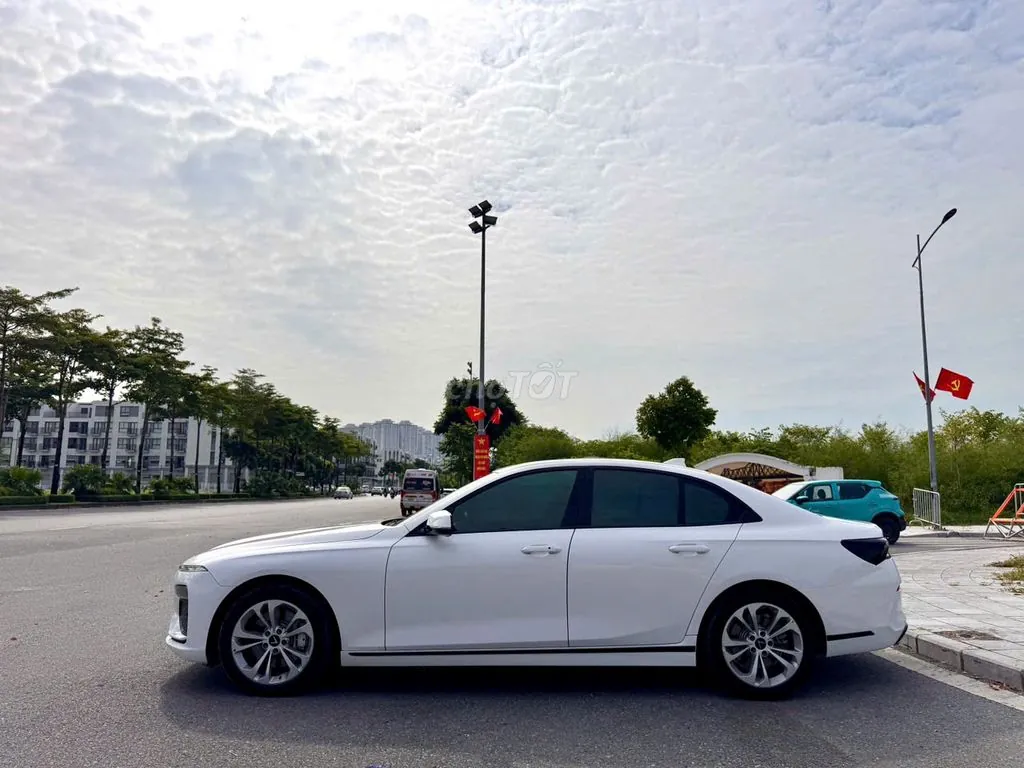 Vinfast Lux A 2021 photo 4