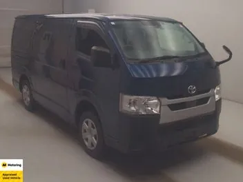 Toyota Hiace 2020 photo 2